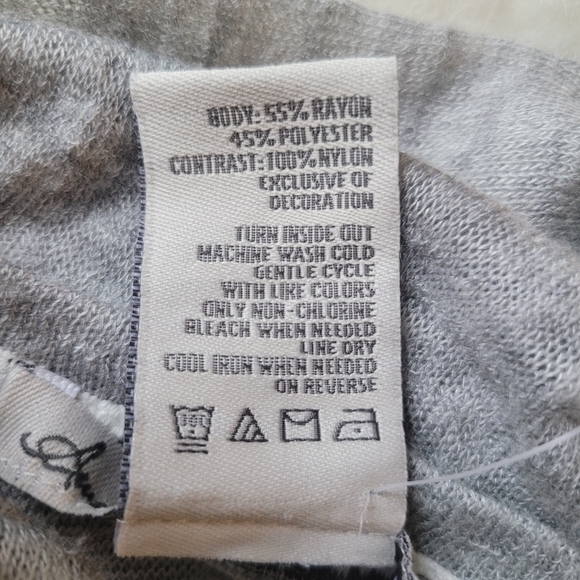 American Rag gray lace hem sweater size large - Picture 7 of 7